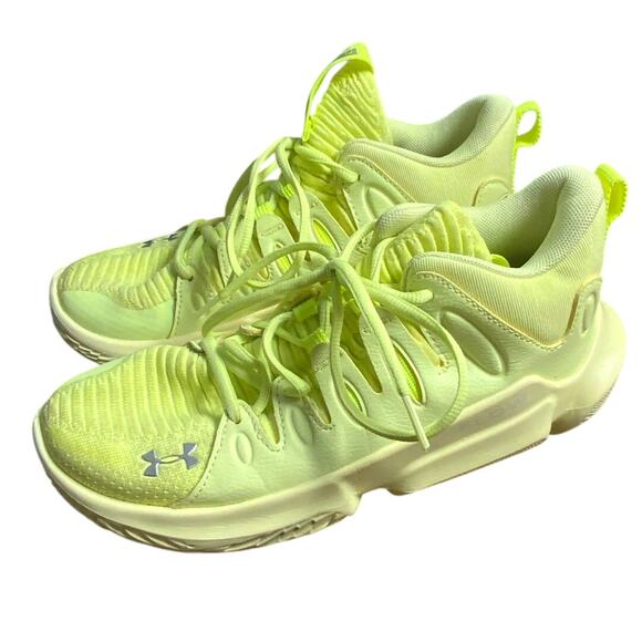 Under Armour UA Flow Breakthru 4 Basketball Shoes Women's size 7 - Picture 3 of 8
